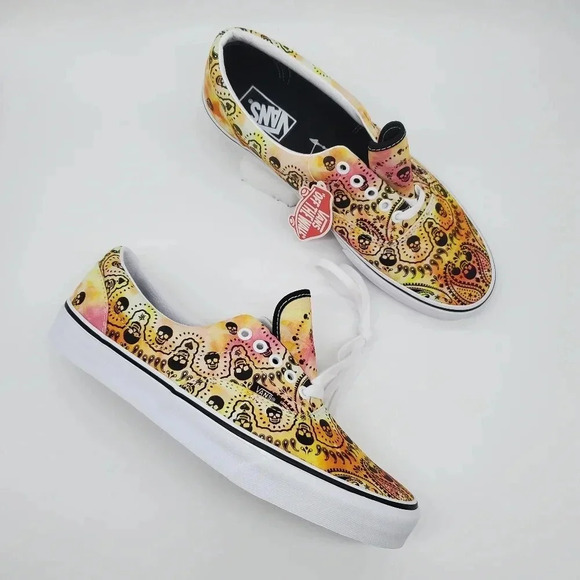 Vans Era Skulls Bandana - Picture 2 of 10